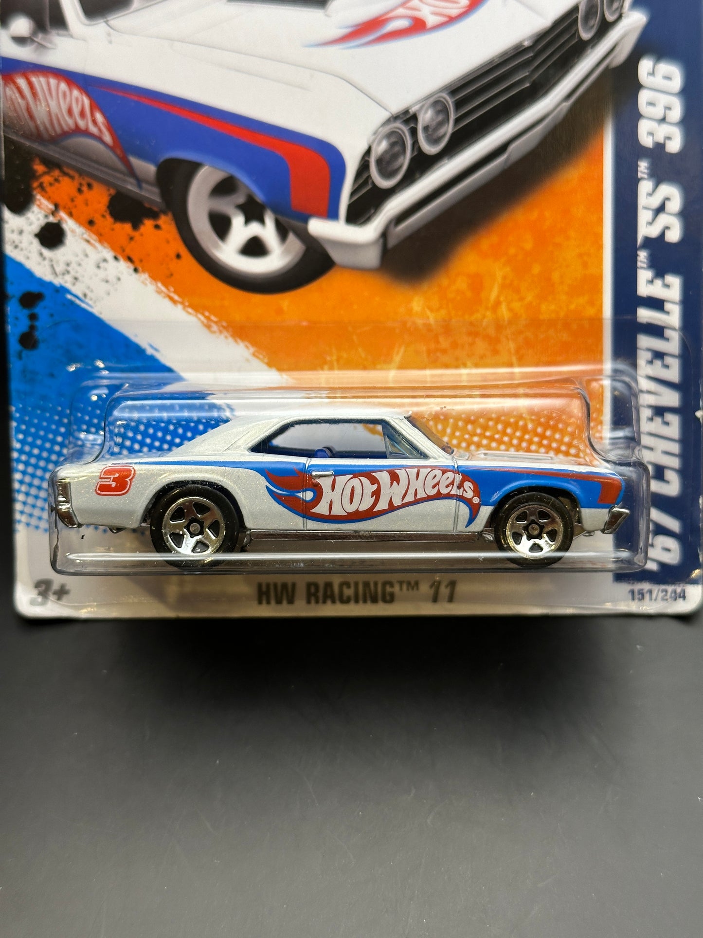 HOT WHEELS - 67 CHEVELLE SS 396 (2011) - HW RACING 1/10