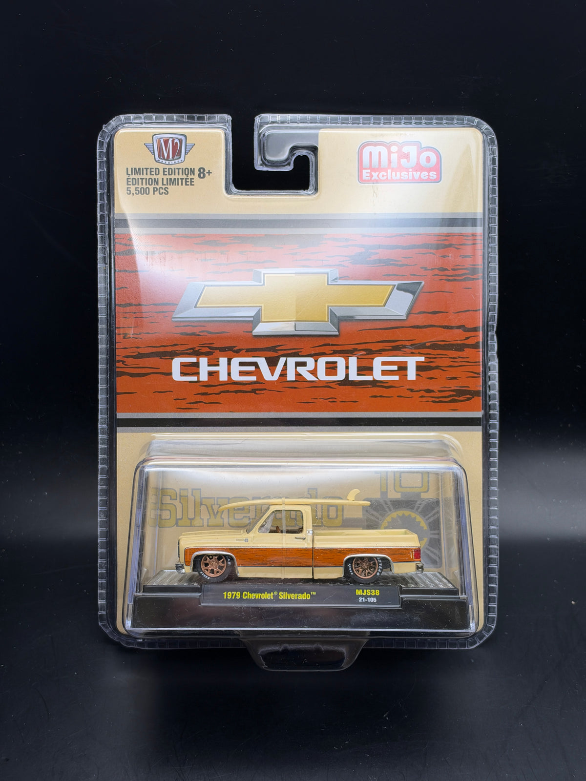 M2 MACHINES - MIJO EXCLUSIVES - 1979 CHEVROLET SILVERADO - MSJ38 - CHEVROLET