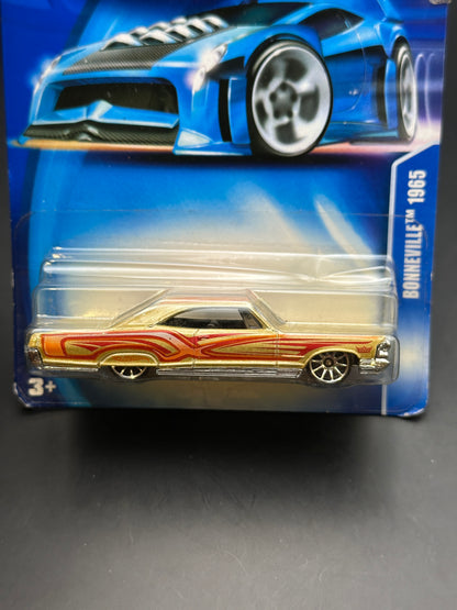 HOT WHEELS - 1965 PONTIAC BONEVILLE (2003) - HW MAINLINE #215