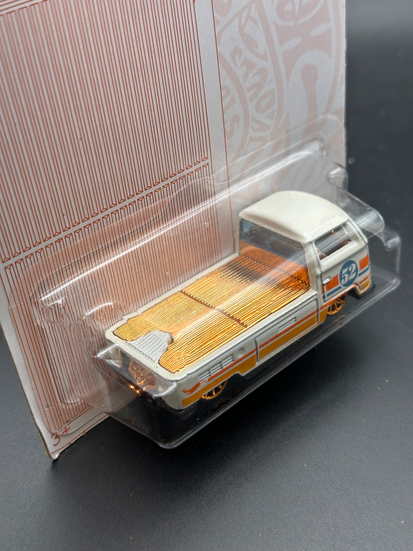 HOT WHEELS - VOLKSWAGEN T2 PICKUP (2020) - ANNIVERSARY PEARL AND CHROME SERIES 6/6