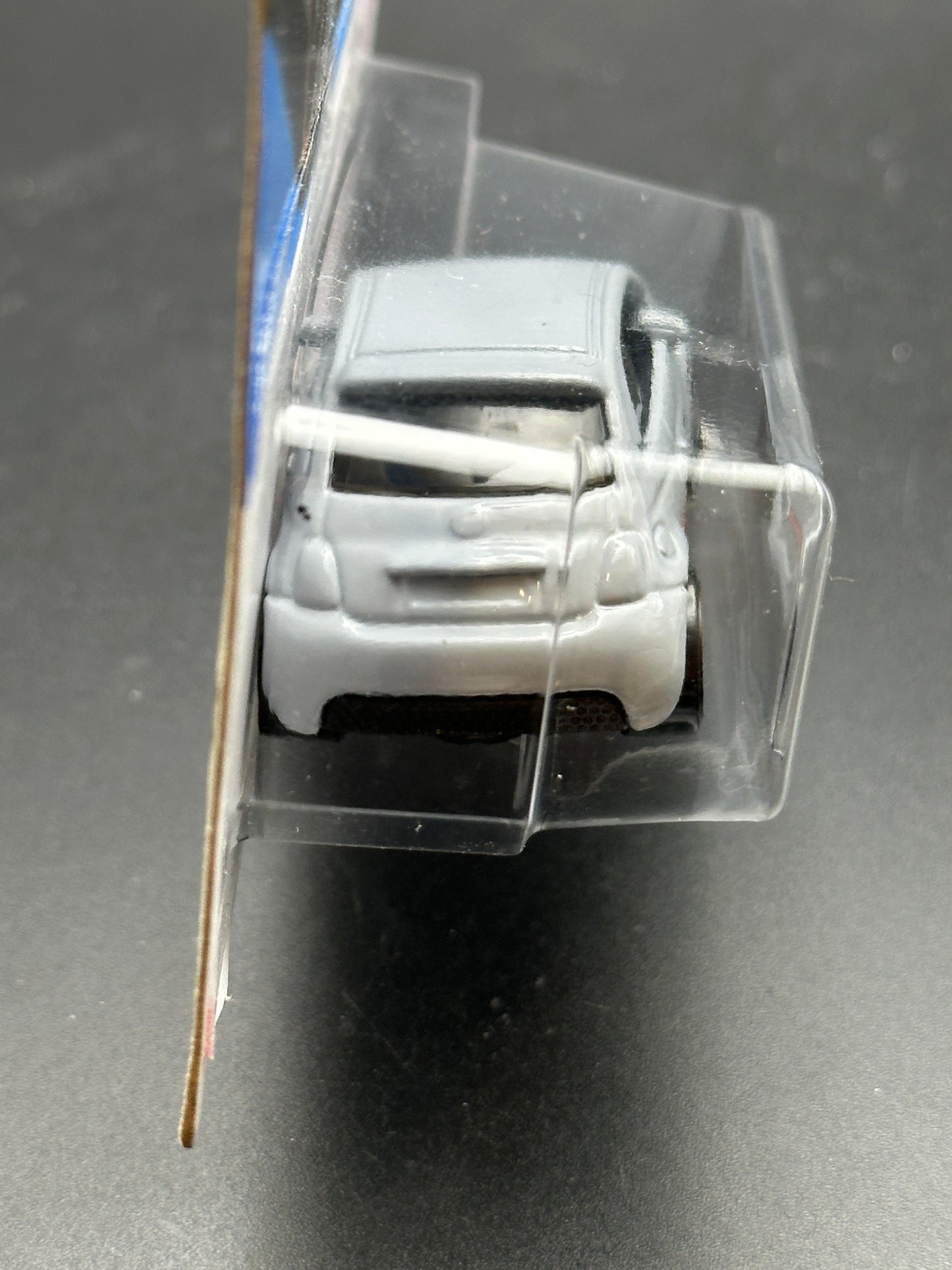HOT WHEELS - FIAT 500e (2024) - COMPACT KINGS 2/5