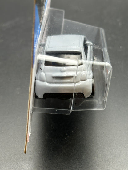 HOT WHEELS - FIAT 500e (2024) - COMPACT KINGS 2/5