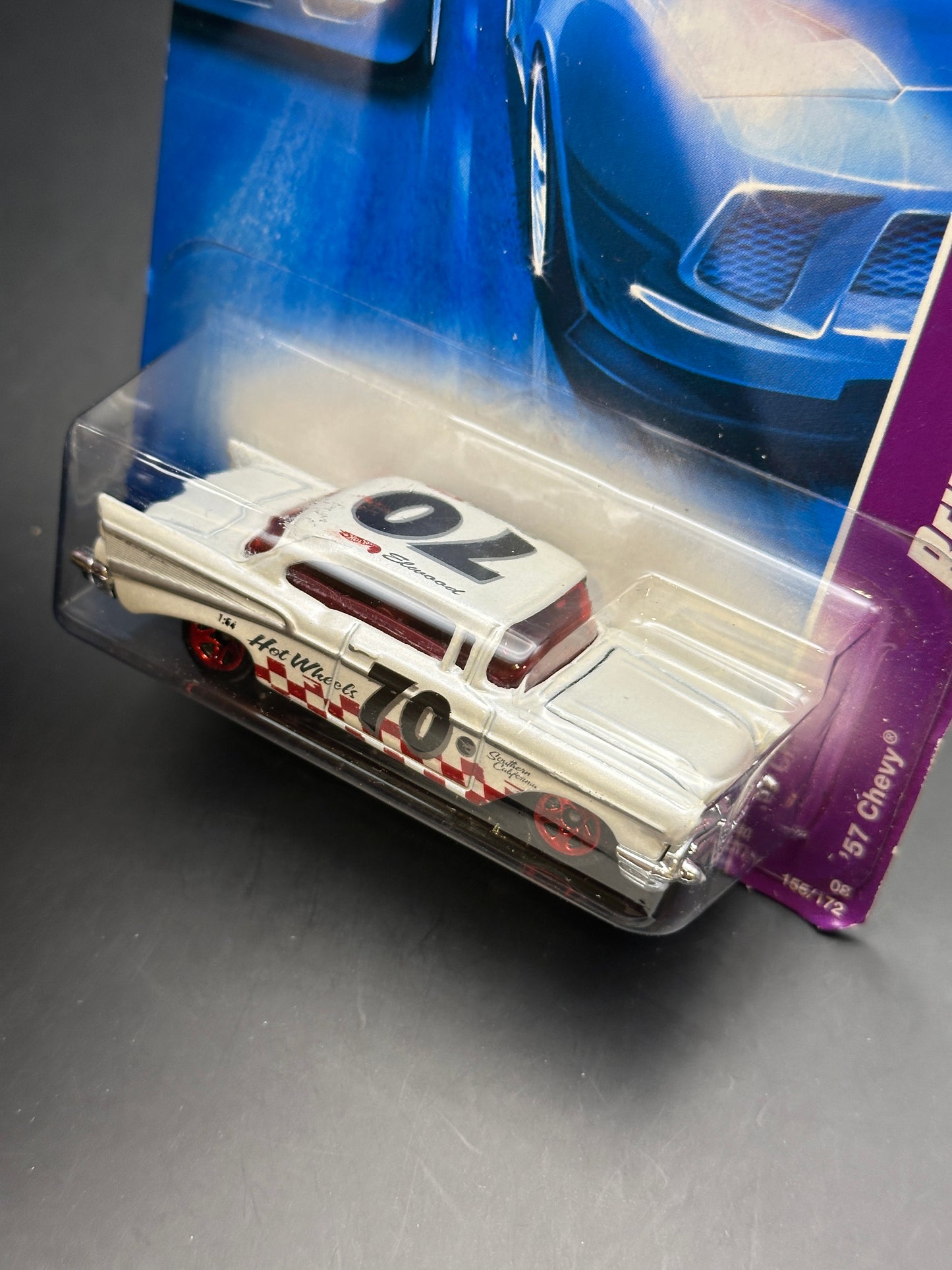 HOT WHEELS - 57 CHEVY (2008) - HW TEAM ENGINE: REVEALERS 3/4