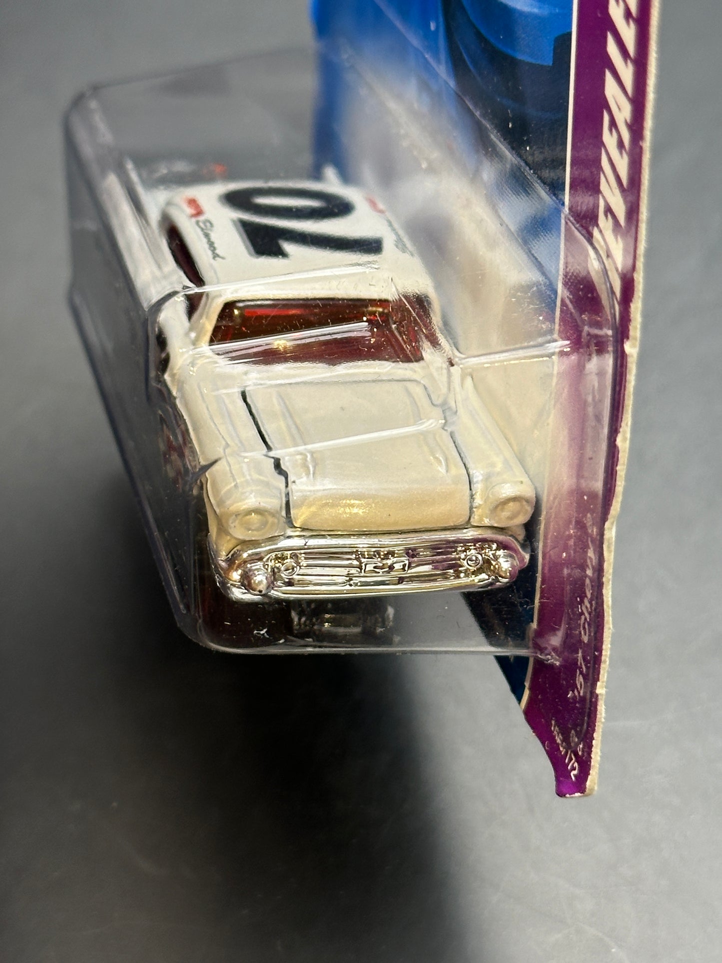 HOT WHEELS - 57 CHEVY (2008) - HW TEAM ENGINE: REVEALERS 3/4