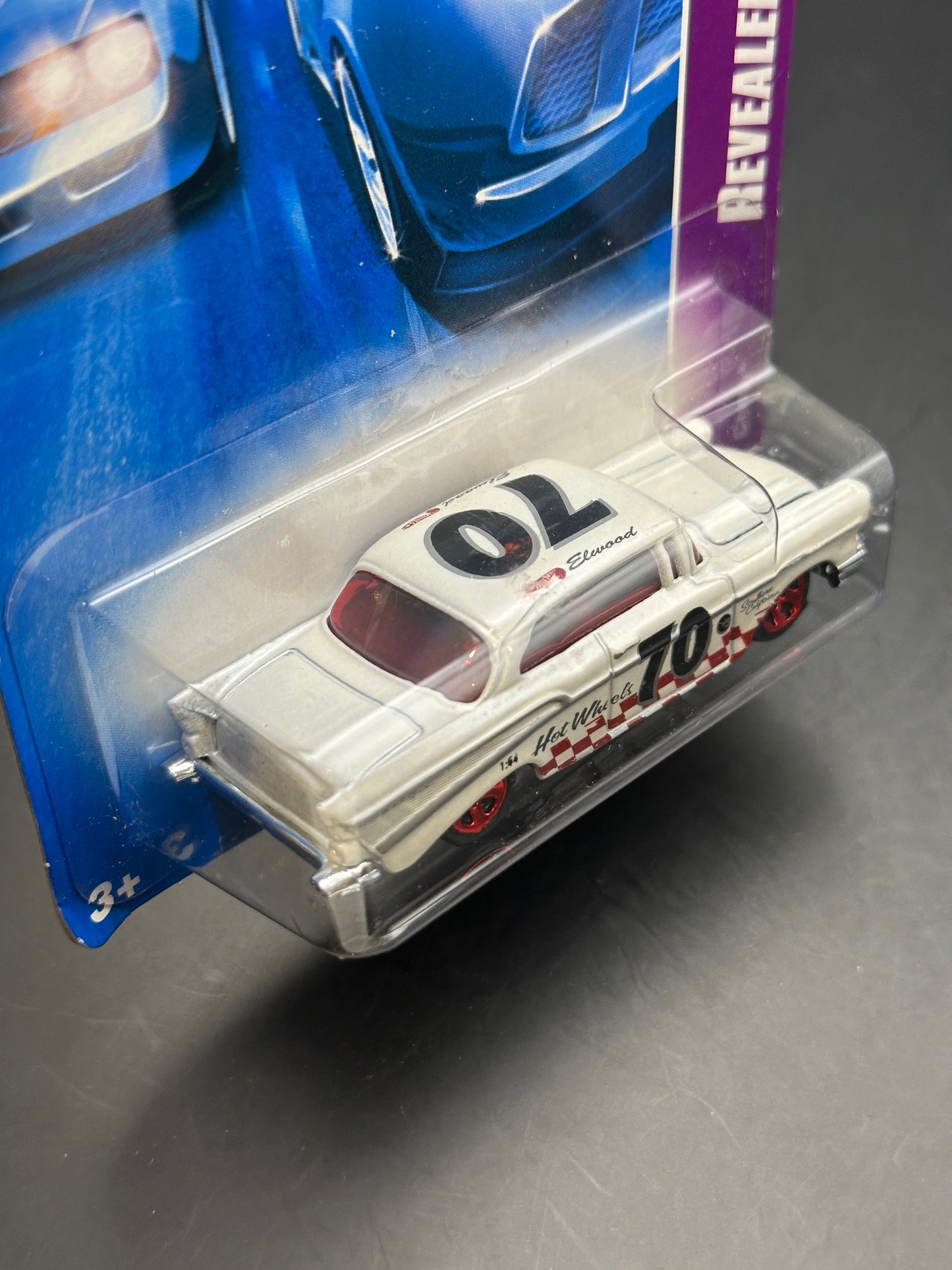 HOT WHEELS - 57 CHEVY (2008) - HW TEAM ENGINE: REVEALERS 3/4