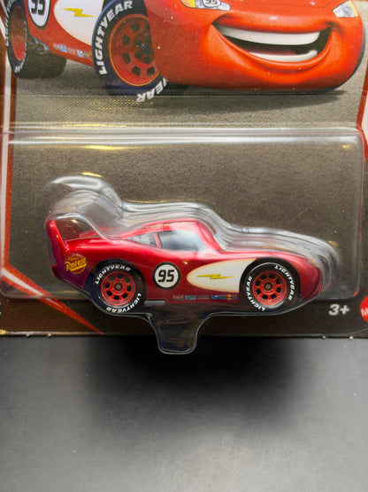 DISNEY PIXAR CARS 20th ANNIVERSARY - RADIATOR SPRINGS LIGHTNING MCQUEEN - DIECAST