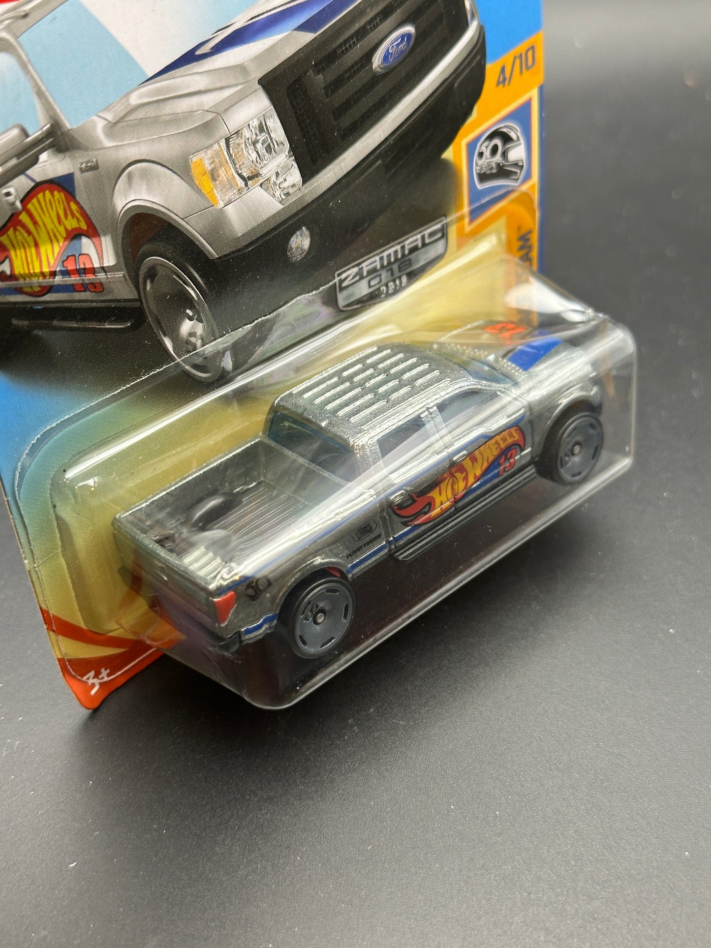 HOT WHEELS - 2009 FORD F-150 (2018) - ZAMAC - HW 50th RACE TEAM 4/10