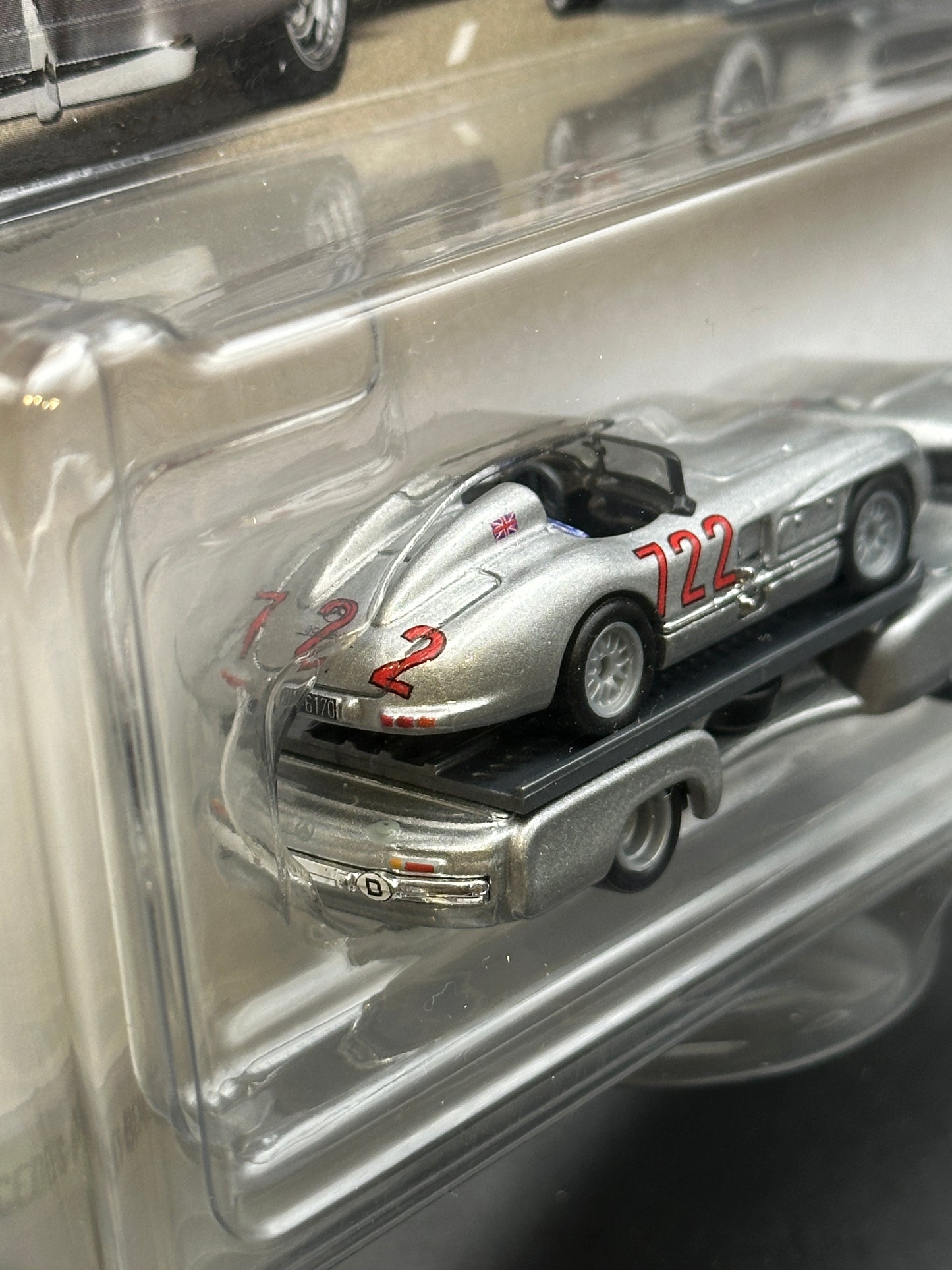 HOT WHEELS - MERCEDES-BENZ 300 SLR / MERCEDES-BENZ RENNTRANSPORTER (2026) TEAM TRANSPORT #89
