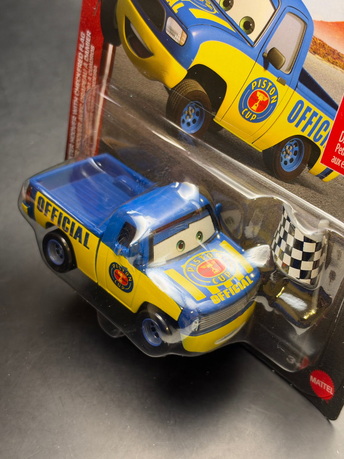 DISNEY PIXAR CARS 20th ANNIVERSARY - DEXTER HOOVER WITH CHECKERED FLAG - DIECAST