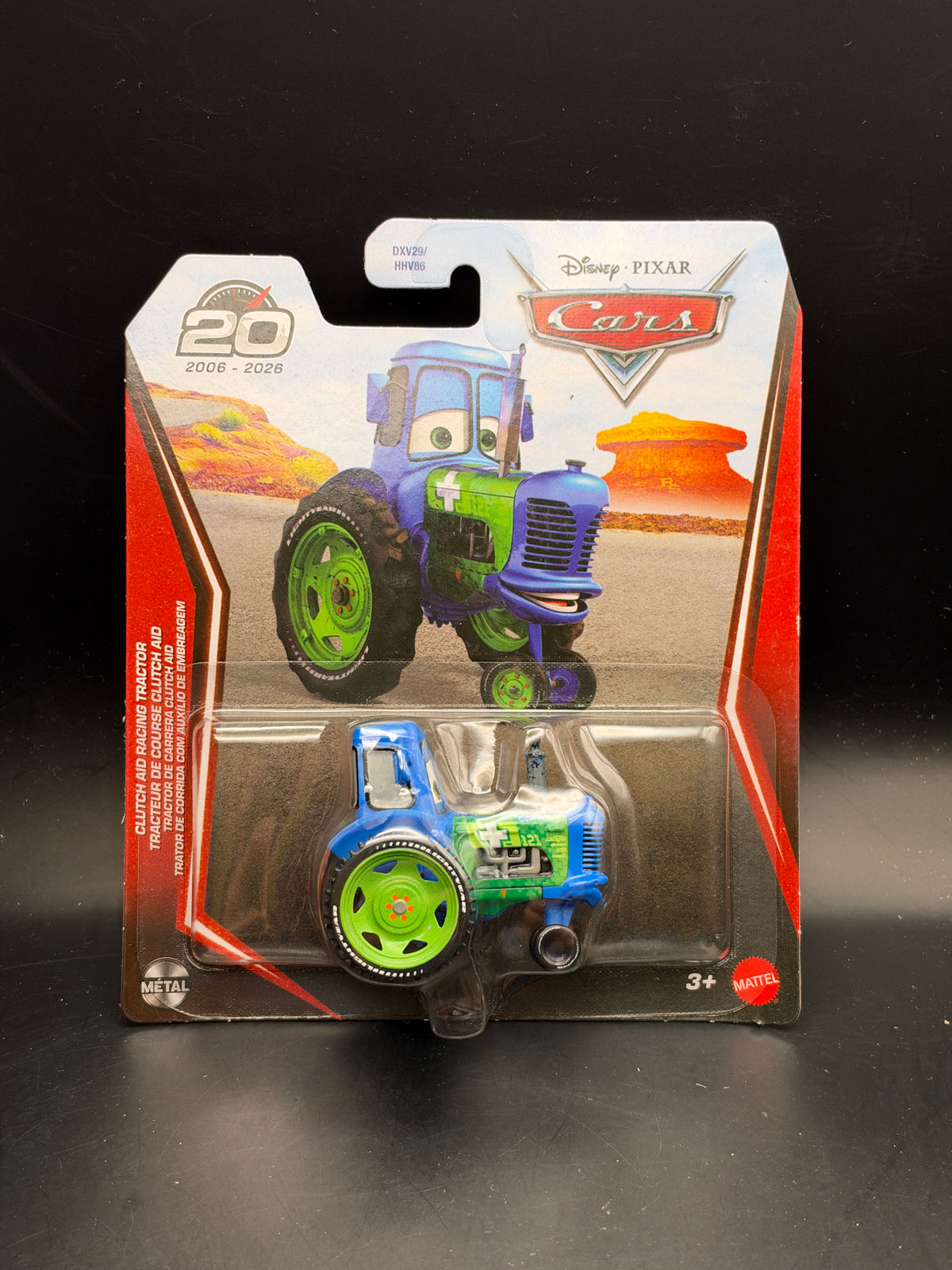 DISNEY PIXAR CARS 20th ANNIVERSARY - CLUTCH AID RACING TRACTOR - DIECAST