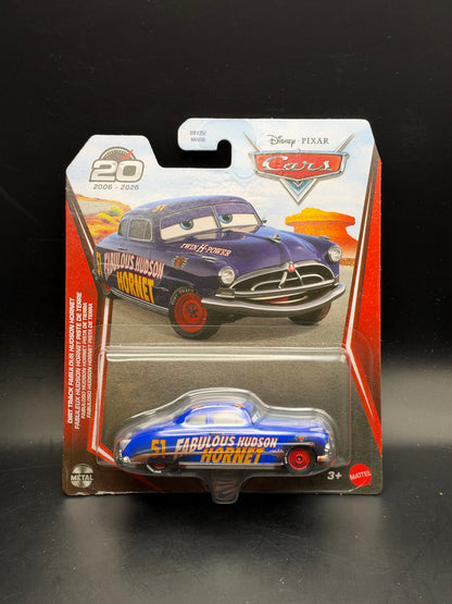 DISNEY PIXAR CARS 20th ANNIVERSARY - DIRT TRACK FABULOUS HUDSON HORNET - DIECAST