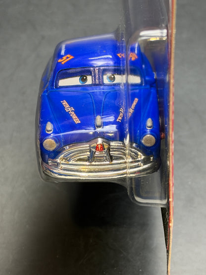 DISNEY PIXAR CARS 20th ANNIVERSARY - DIRT TRACK FABULOUS HUDSON HORNET - DIECAST