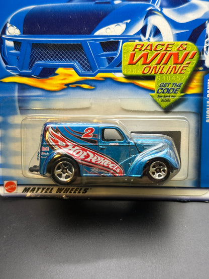 HOT WHEELS - ANGLIA PANEL TRUCK (2002) - HW MAINLINE