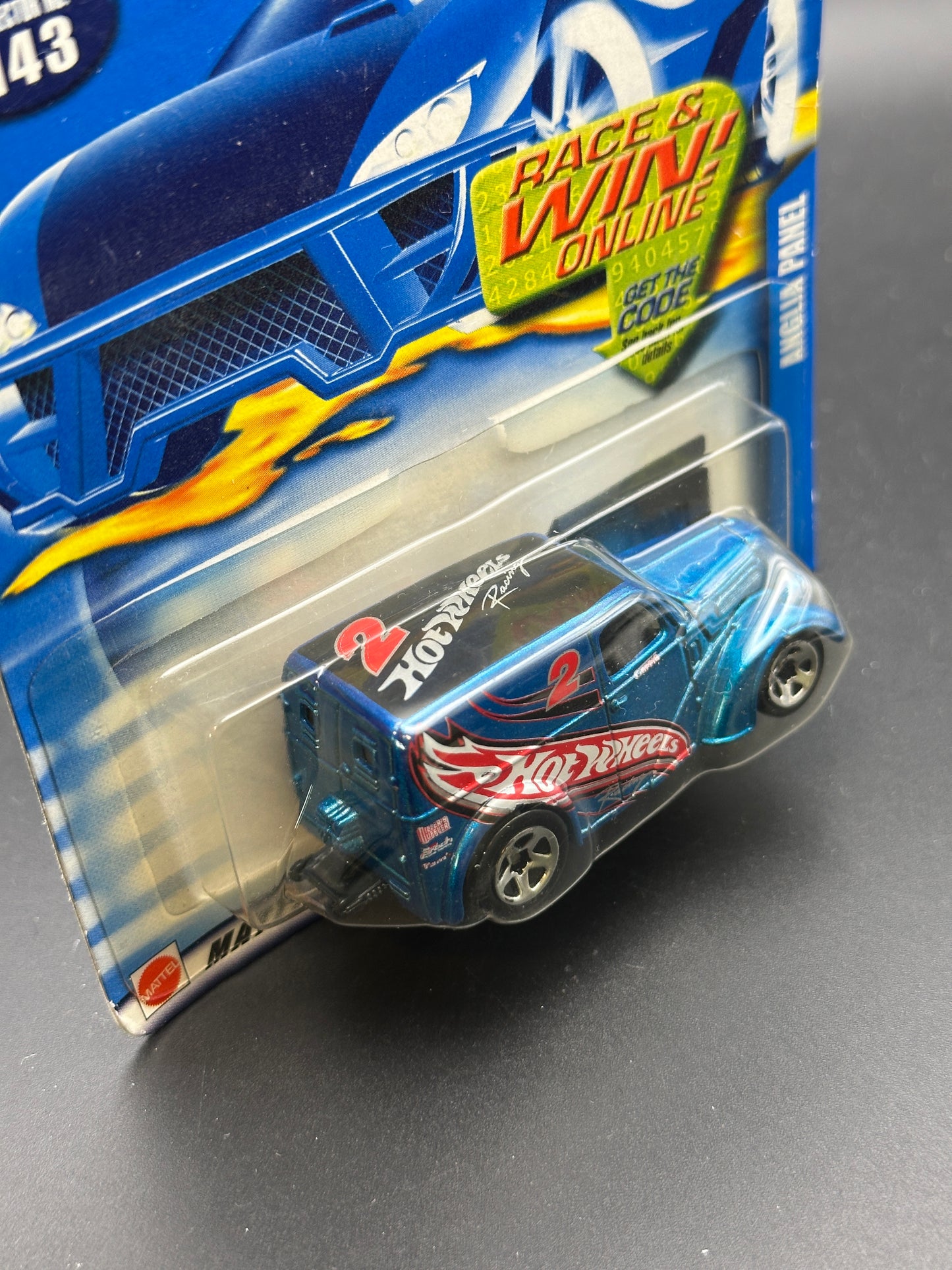 HOT WHEELS - ANGLIA PANEL TRUCK (2002) - HW MAINLINE