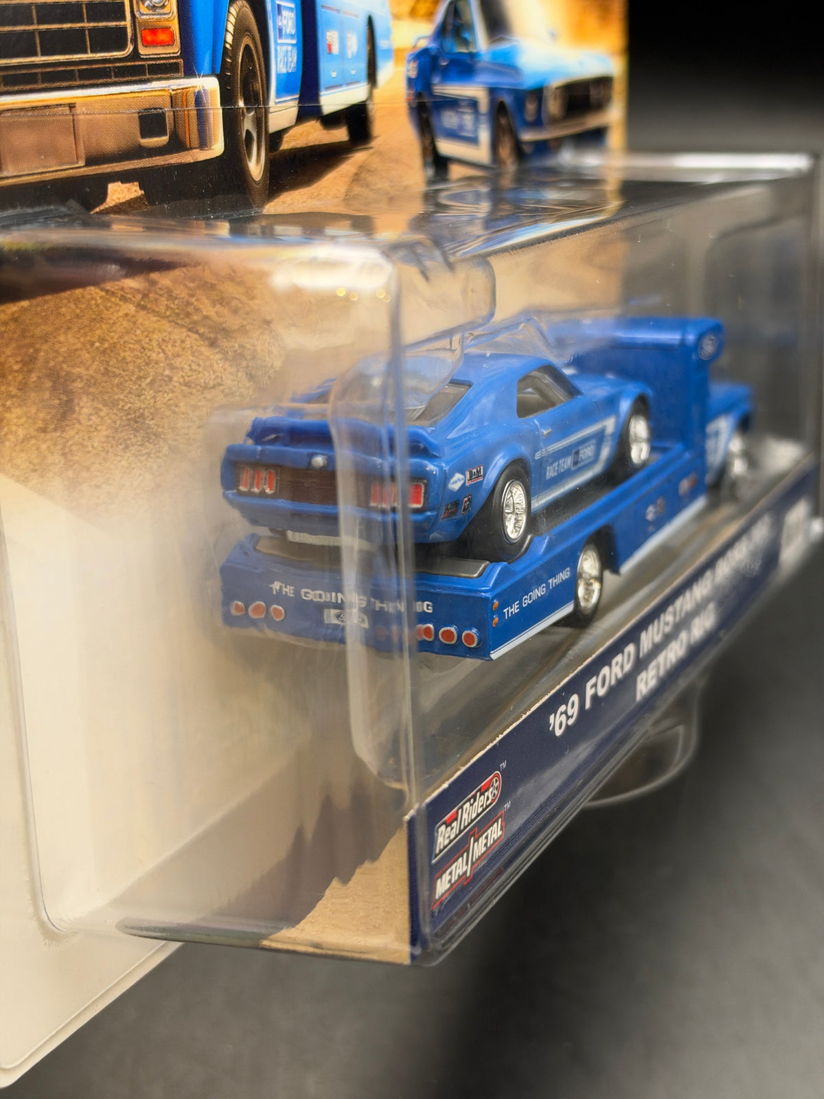 HOT WHEELS - 69 FORD MUSTANG BOSS 302 / RETRO RIG (2020) - TEAM TRANSPORT #19