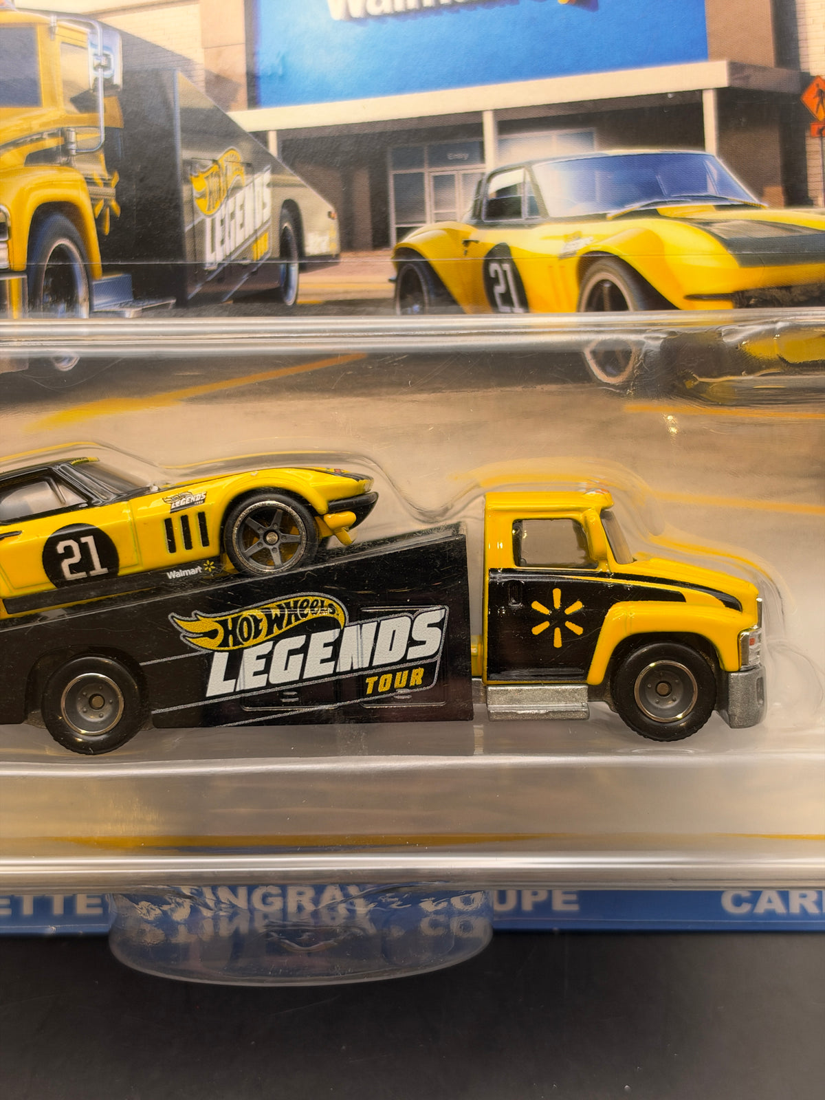 HOT WHEELS - CUSTOM CORVETTE STINGRAY COUPE / CARRY ON (2021) - TEAM TRANSPORT - WALMART EXCLUSIVE