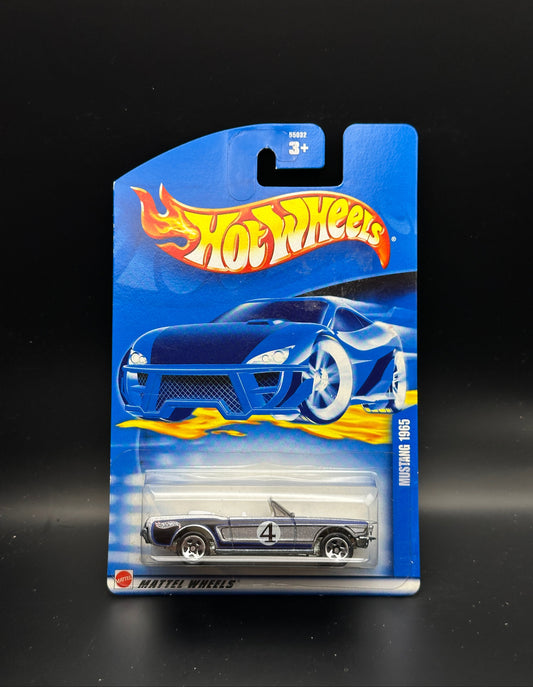 HOT WHEELS - 1965 FORD MUSTANG CONVERTIBLE (2002) - HW MAINLINE #147