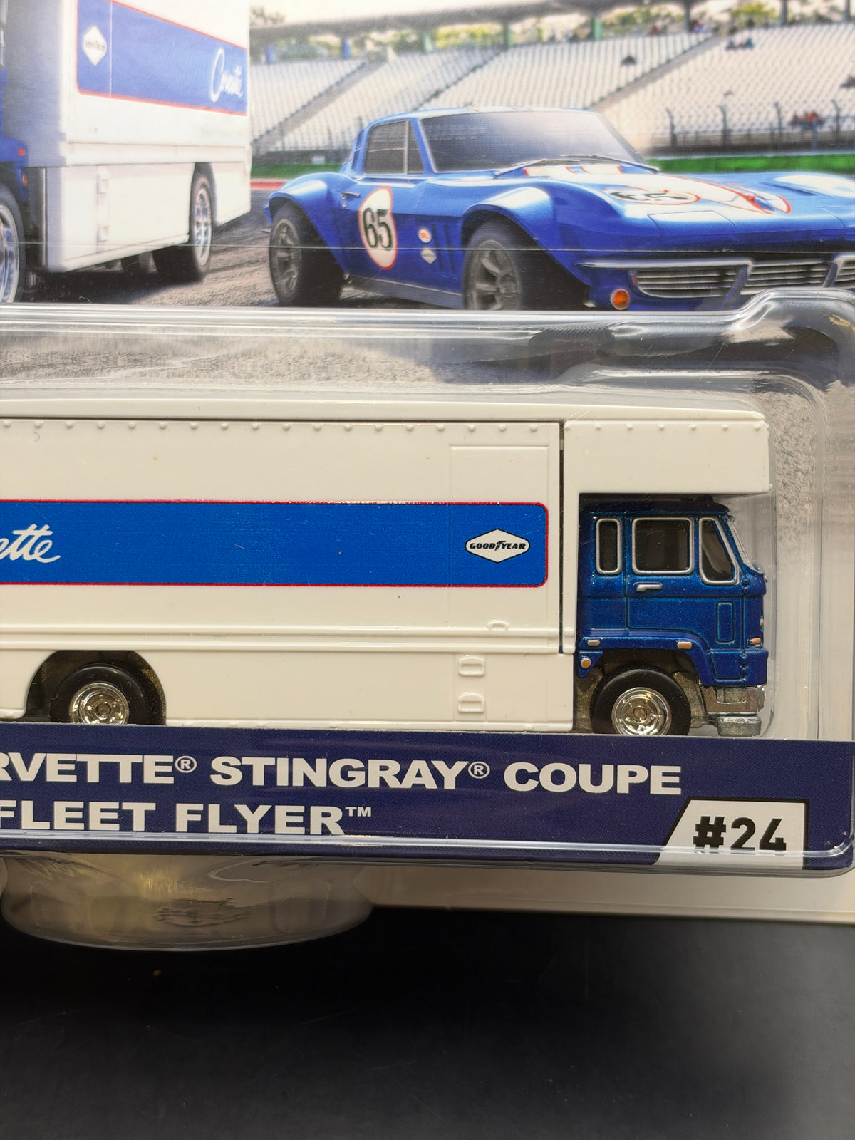 HOT WHEELS - CUSTOM CORVETTE STINGRAY COUPE / FLEET FLYER (2020) - TEAM TRANSPORT #24
