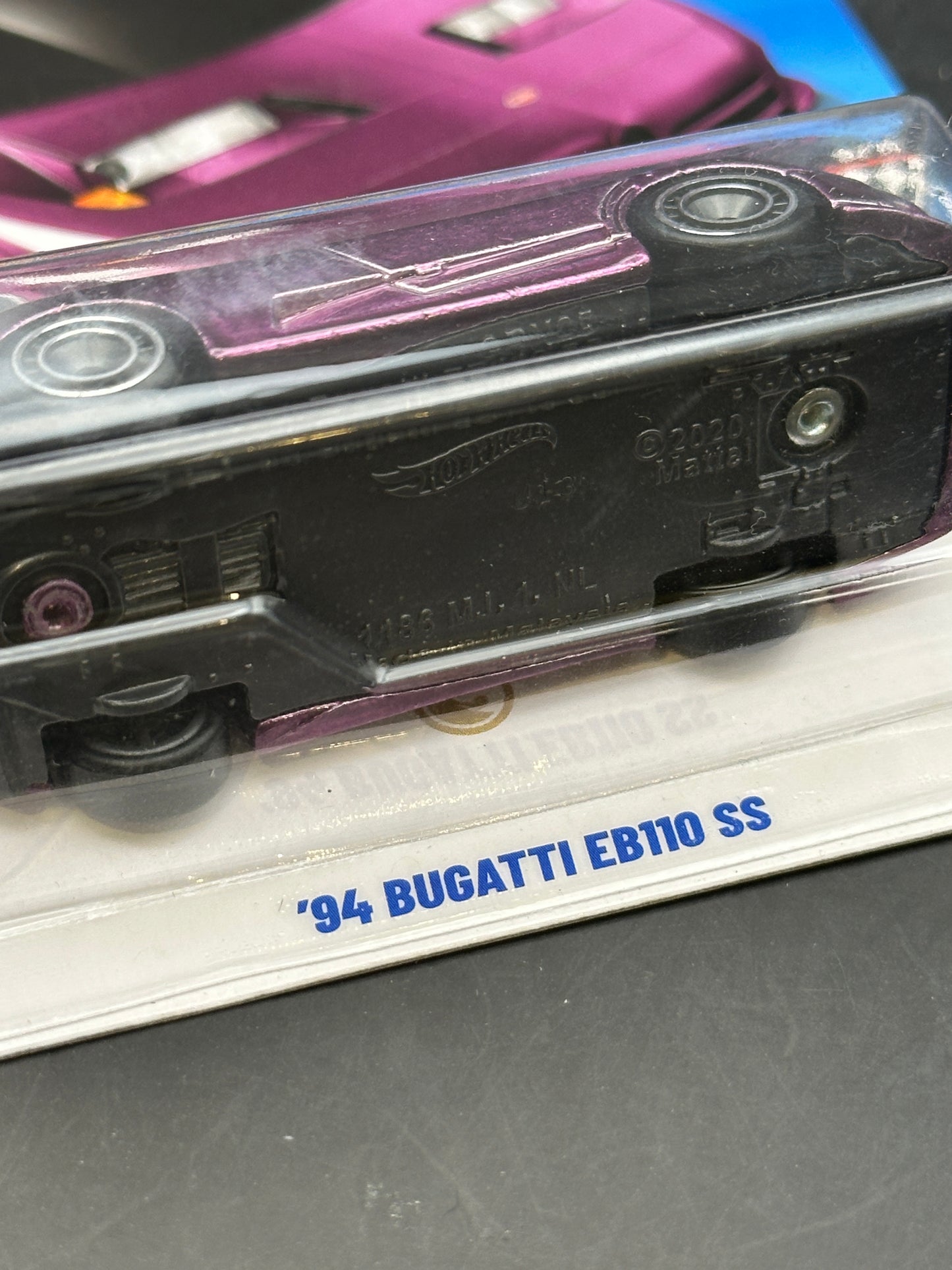 HOT WHEELS - 94 BUGATTI EB110 SS (2025) - SUPER TREASURE HUNT