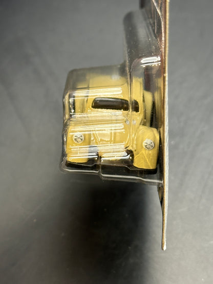 HOT WHEELS - VOLKSWAGEN KAGER RACER (2021) - HW BOULEVARD #39