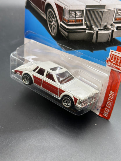 HOT WHEELS - 82 CADILLAC SEVILLE (2023) - HW RED EDITION 8/12