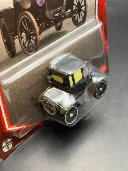 DISNEY PIXAR CARS 20th ANNIVERSARY - LIZZIE - DIECAST