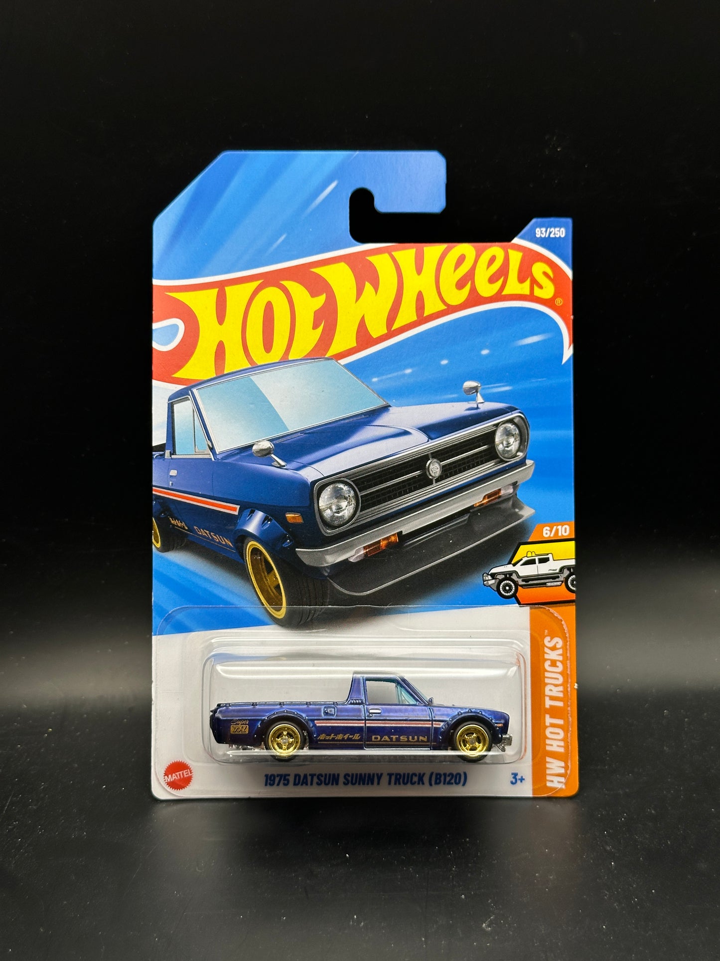HOT WHEELS - 1975 DATSUN SUNNY TRUCK (B120) (2025) - HW HOT TRUCKS 6/10 - SUPER TREASURE HUNT