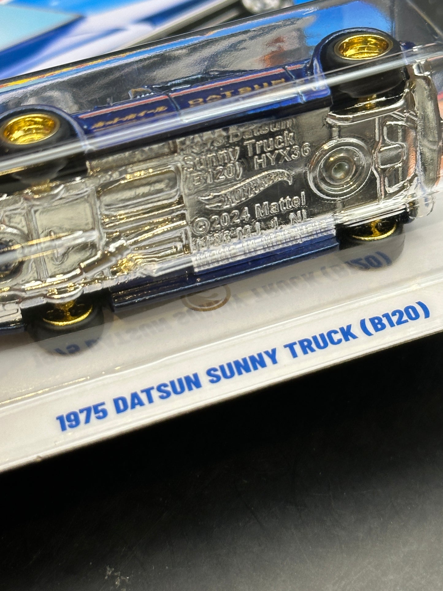 HOT WHEELS - 1975 DATSUN SUNNY TRUCK (B120) (2025) - HW HOT TRUCKS 6/10 - SUPER TREASURE HUNT