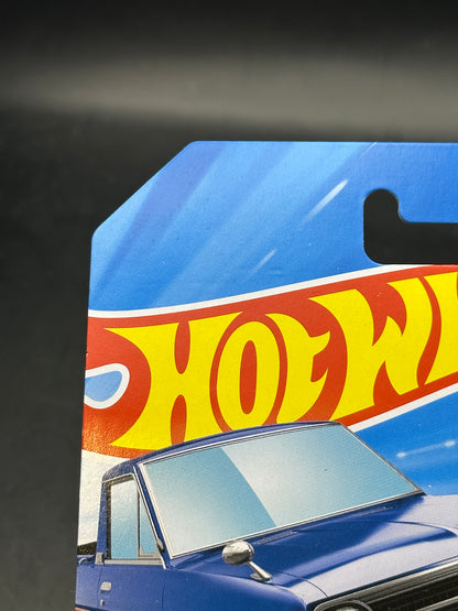 HOT WHEELS - 1975 DATSUN SUNNY TRUCK (B120) (2025) - HW HOT TRUCKS 6/10 - SUPER TREASURE HUNT