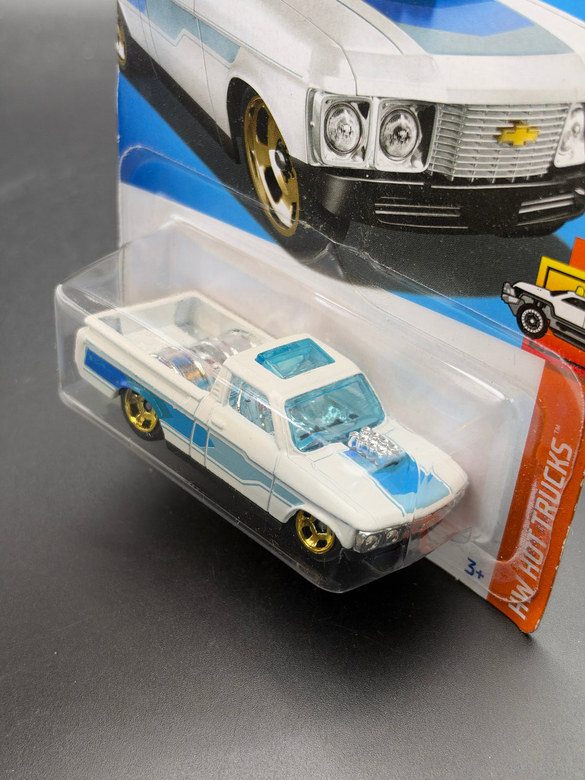 HOT WHEELS - CUSTOM 72 CHEVY LUV (2024) - HW HOT TRUCKS 6/10