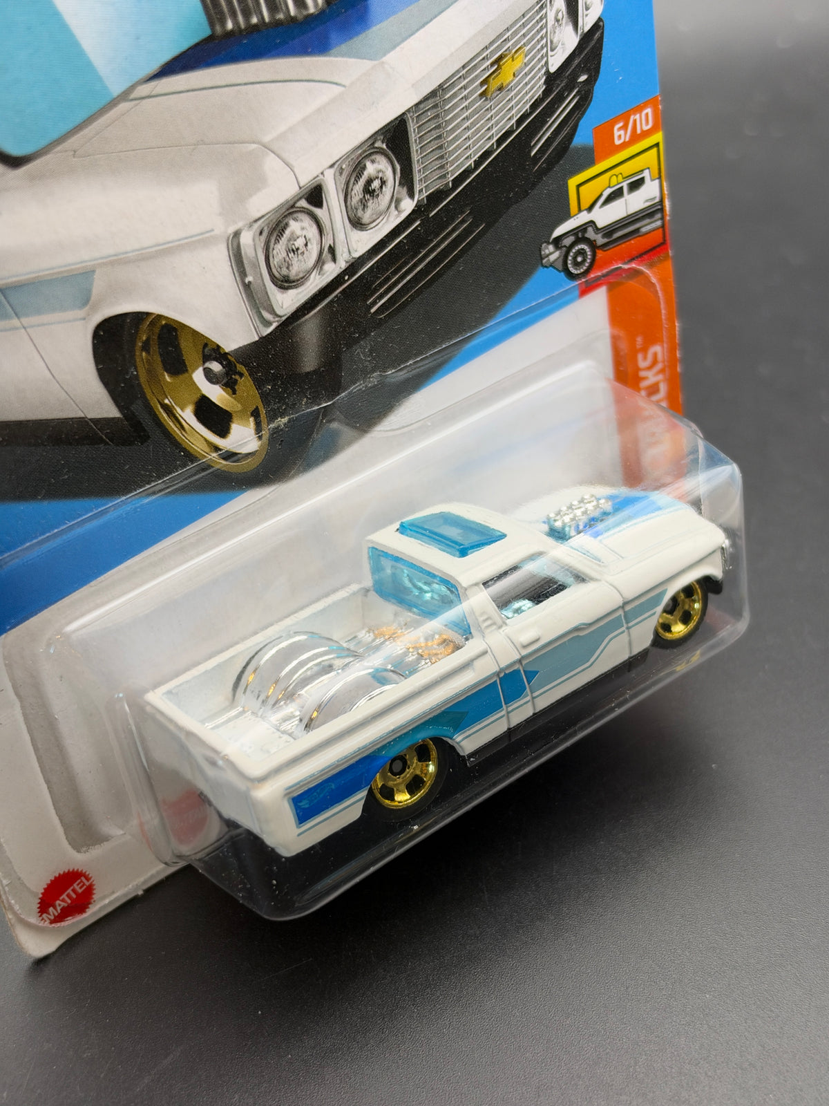 HOT WHEELS - CUSTOM 72 CHEVY LUV (2024) - HW HOT TRUCKS 6/10