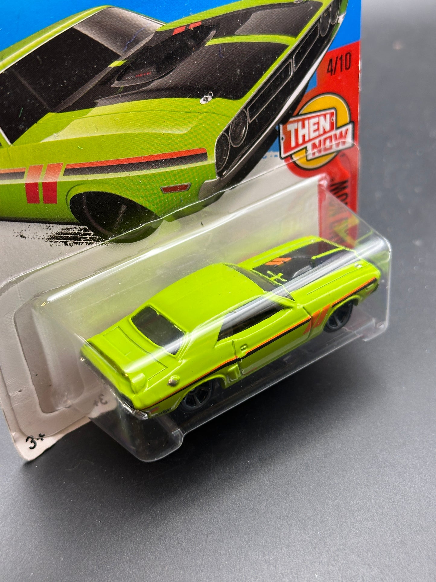 HOT WHEELS - 71 DODGE CHALLENGER (2016) - HW THEN AND NOW 4/10