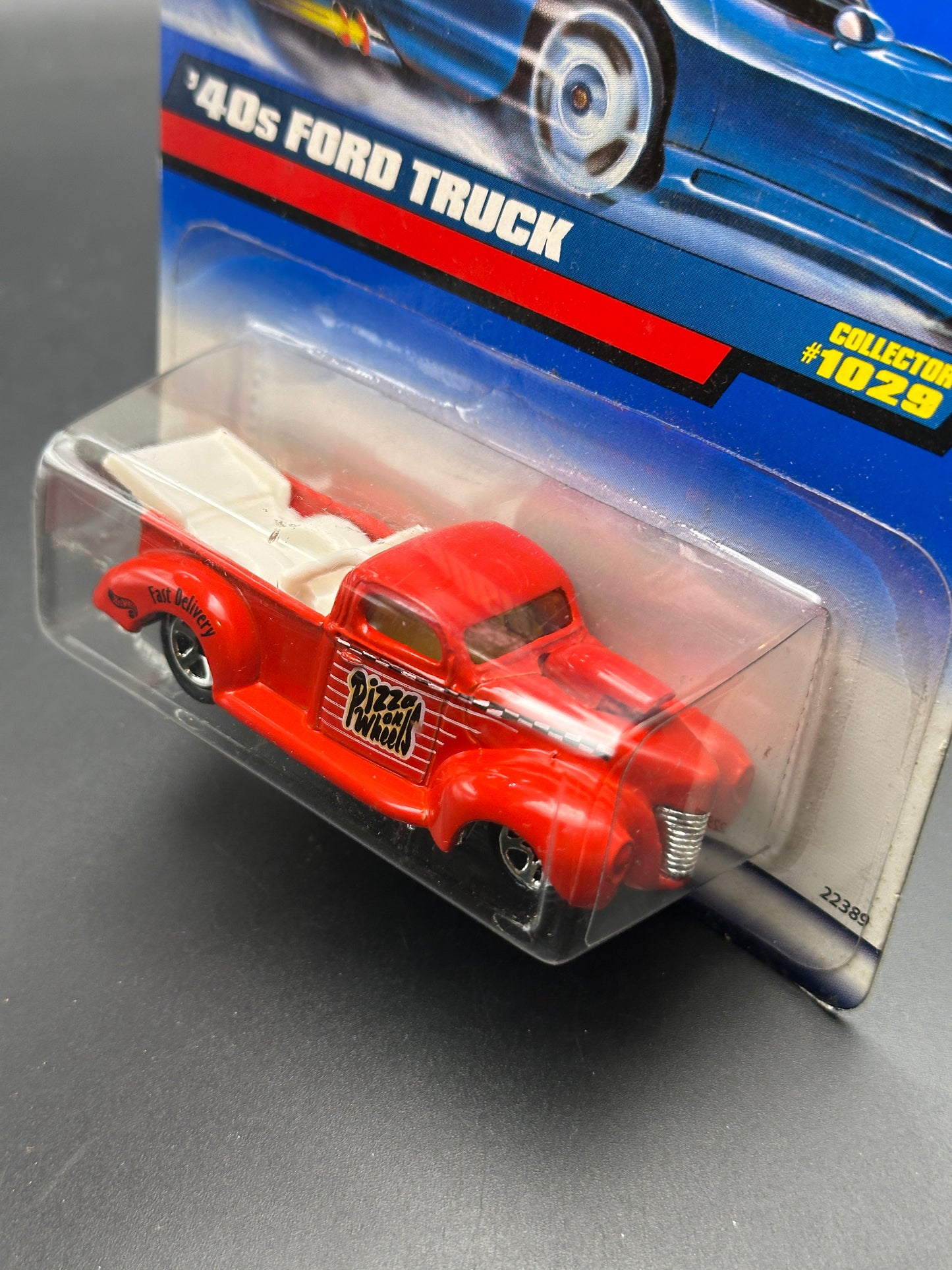HOT WHEELS - 40 FORD TRUCK (1999) - HW MAINLINE