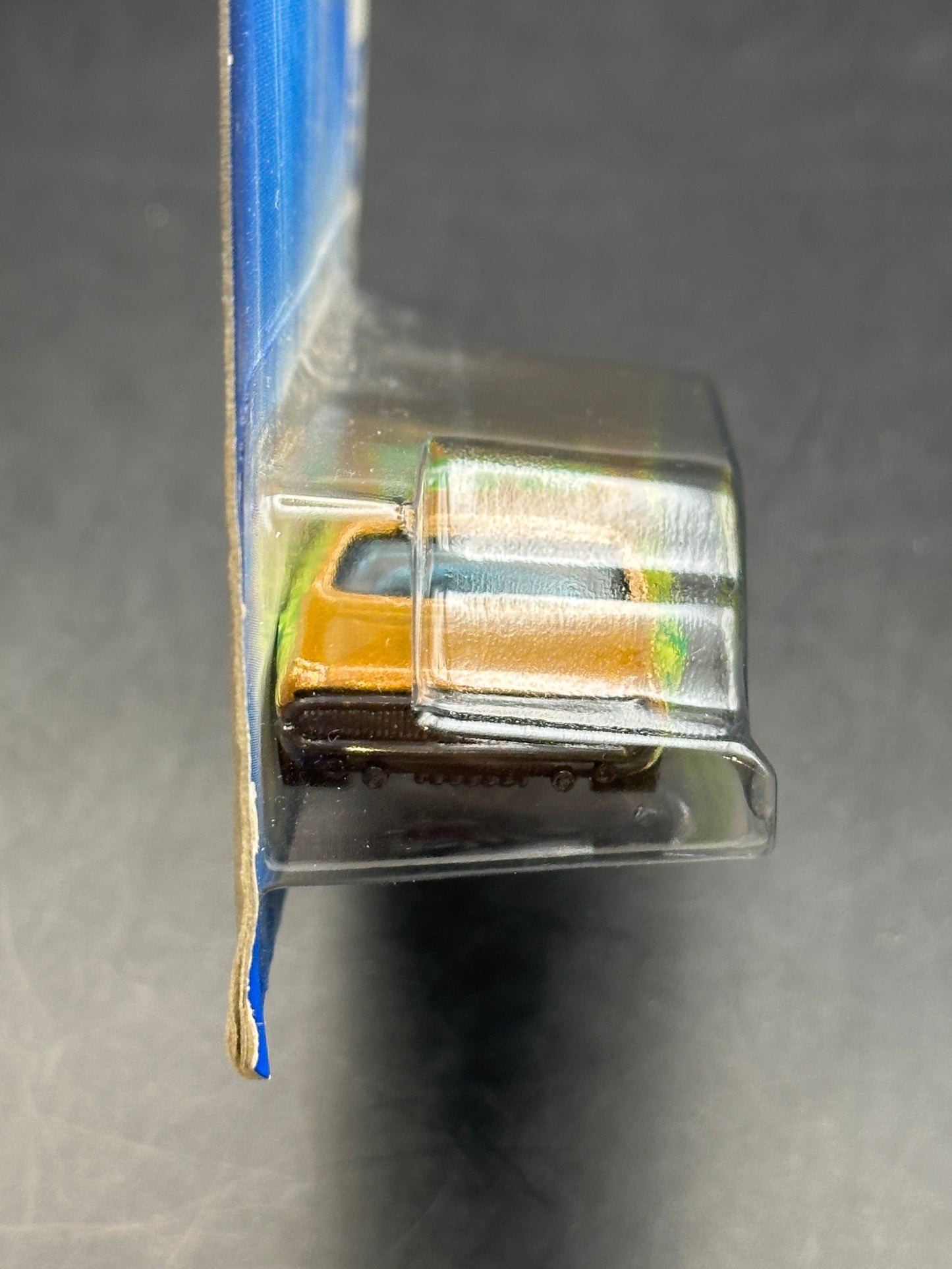 HOT WHEELS - 1968 MERCURY COUGAR (2004) - HW TAG RIDES 2/5