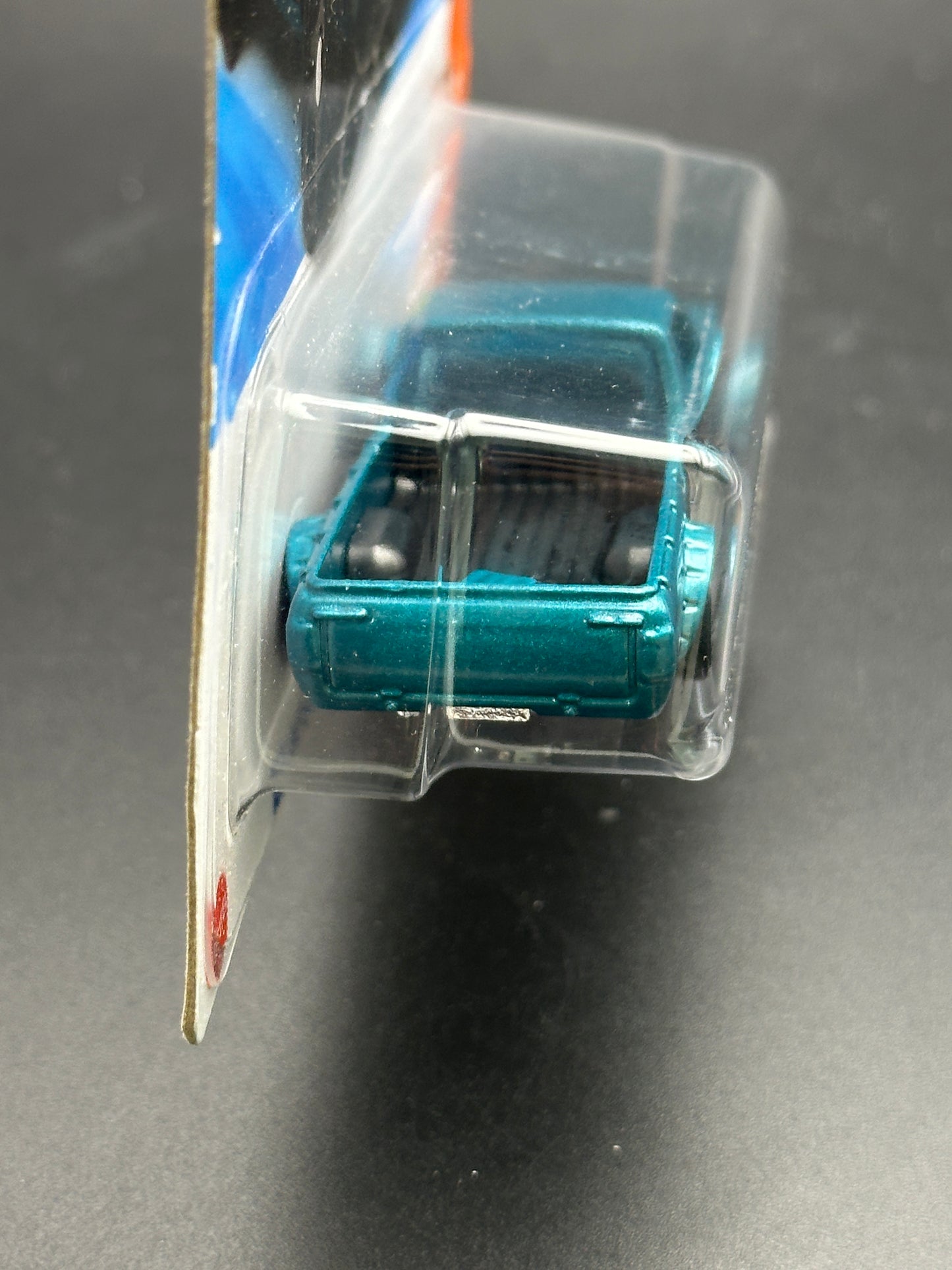 HOT WHEELS - 1975 DATSUN SUNNY TRUCK B120 (2025) - HW HOT TRUCKS 6/10