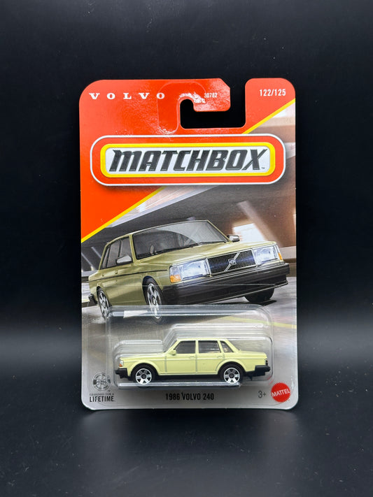 MATCHBOX - 1986 VOLVO 240 - 122/125 - DIECAST