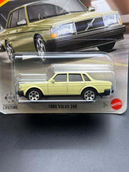 MATCHBOX - 1986 VOLVO 240 - 122/125 - DIECAST