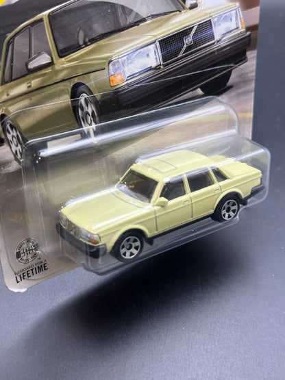 MATCHBOX - 1986 VOLVO 240 - 122/125 - DIECAST