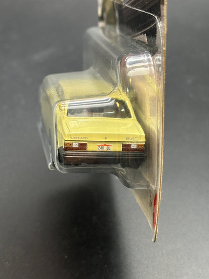 MATCHBOX - 1986 VOLVO 240 - 122/125 - DIECAST
