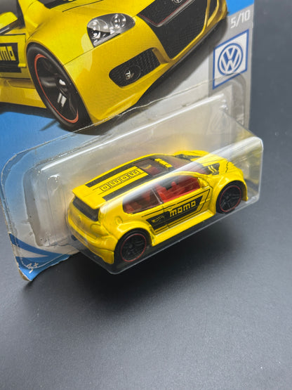 HOT WHEELS - VOLKSWAGEN GOLF GTI (2019) - HW VOLKSWAGEN 5/10