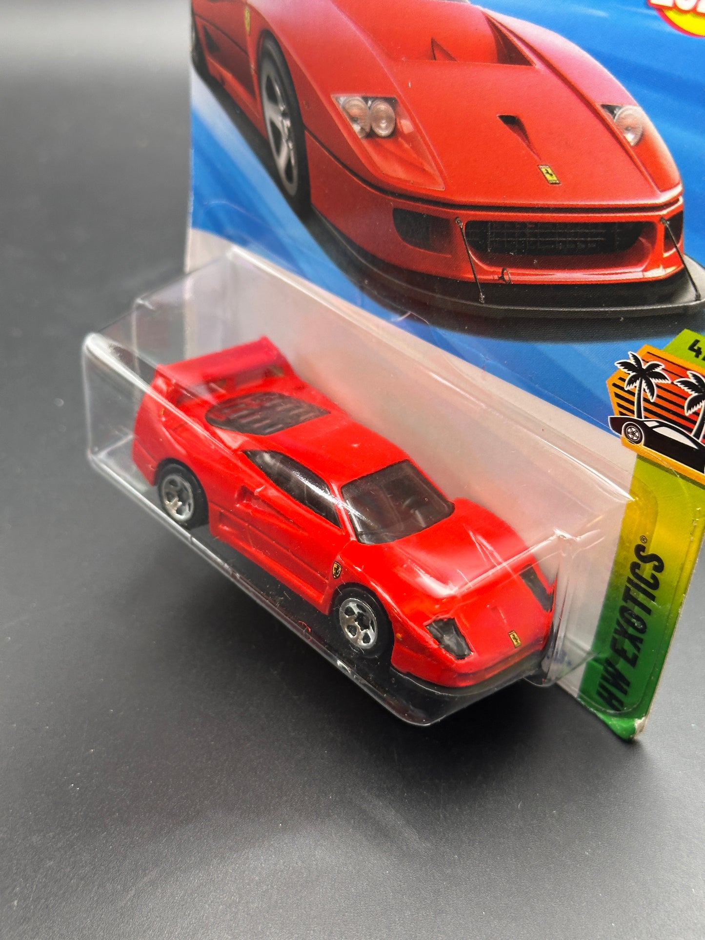 HOT WHEELS - FERRARI F40 COMPETIZIONE (2025) - HW EXOTICS 4/5