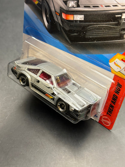 HOT WHEELS - 82 TOYOTA SUPRA (2026) - HW THEN AND NOW 8/10