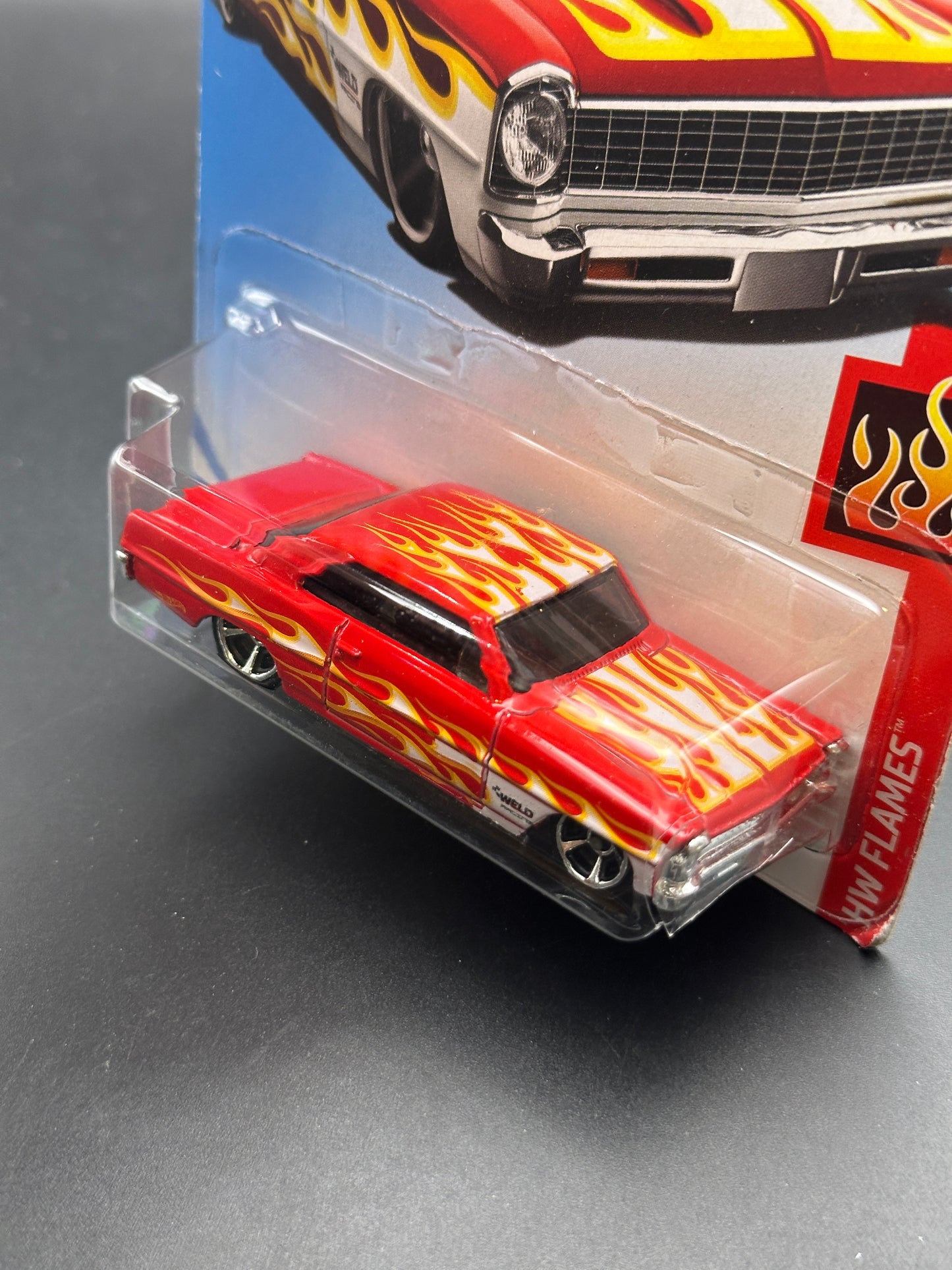 HOT WHEELS - 66 CHEVY NOVA (2019) - HW FLAMES 7/10