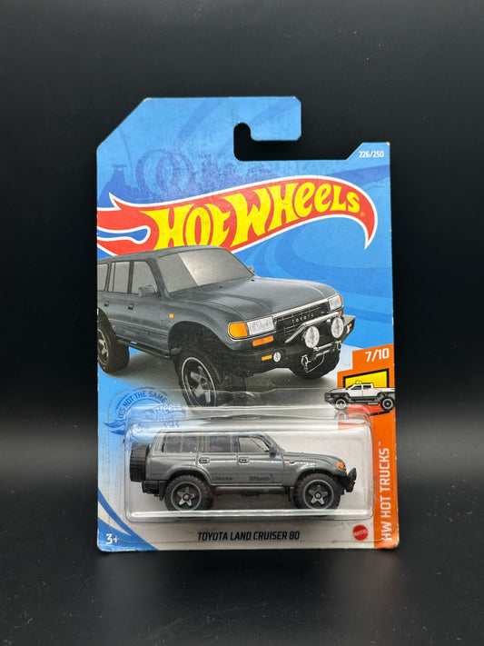 HOT WHEELS - TOYOTA LAND CRUISER 80 (2021) - HW HOT TRUCKS 7/10