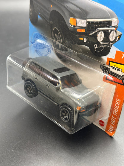 HOT WHEELS - TOYOTA LAND CRUISER 80 (2021) - HW HOT TRUCKS 7/10