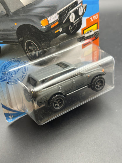 HOT WHEELS - TOYOTA LAND CRUISER 80 (2021) - HW HOT TRUCKS 7/10