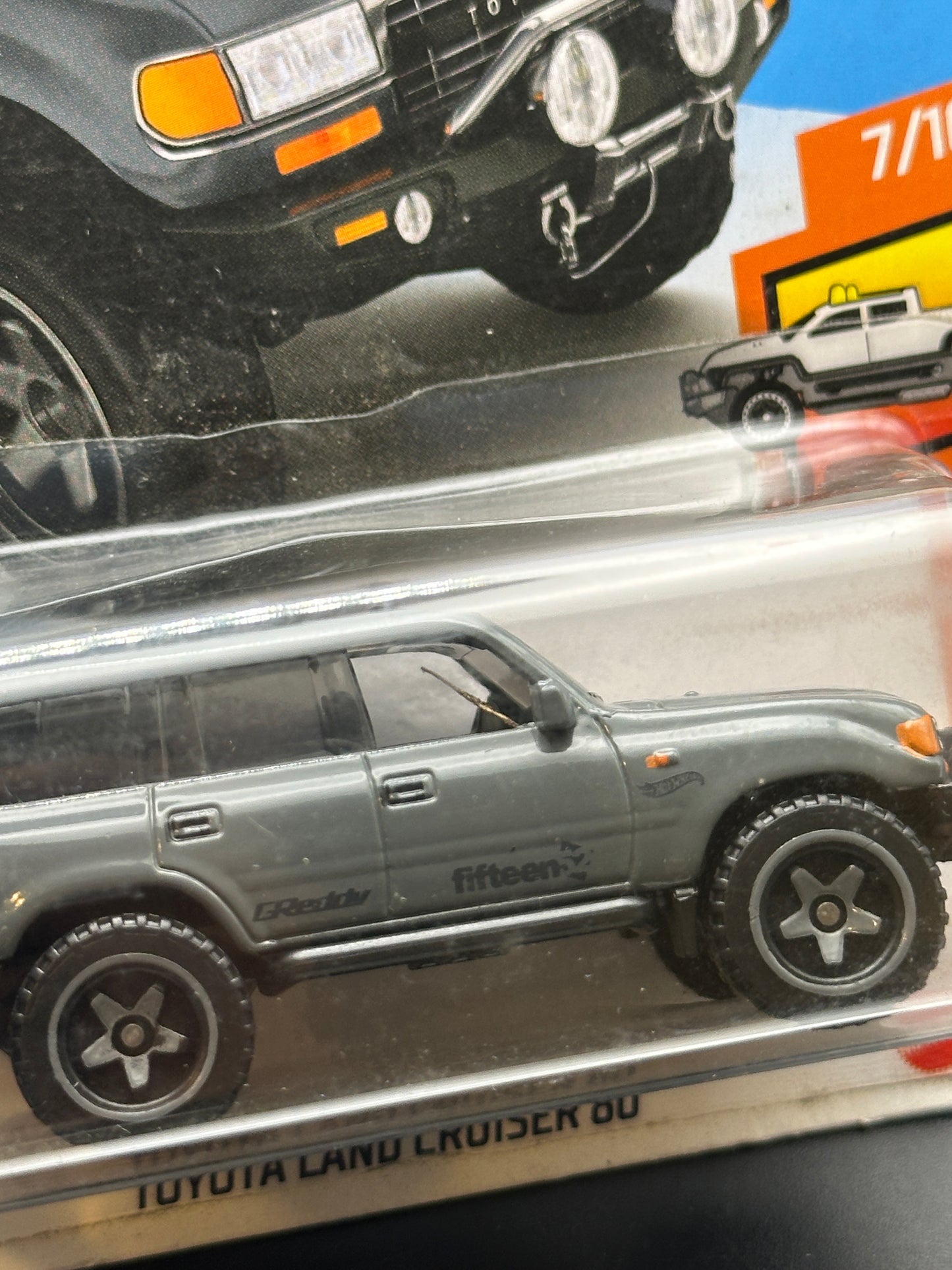 HOT WHEELS - TOYOTA LAND CRUISER 80 (2021) - HW HOT TRUCKS 7/10