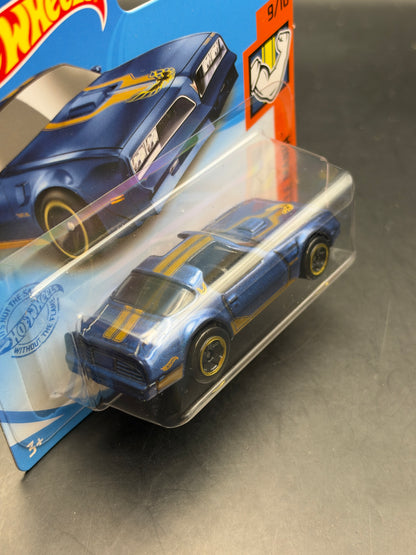 HOT WHEELS - HOT BIRD (2021) - HW MUSCLE MANIA 9/10