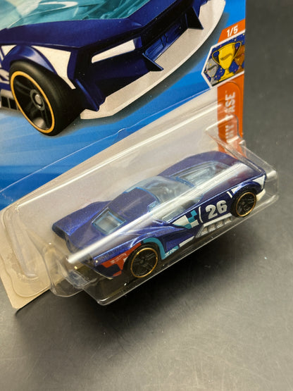HOT WHEELS - STREET SHAKER (2026) - HW TROPHY CASE 1/5