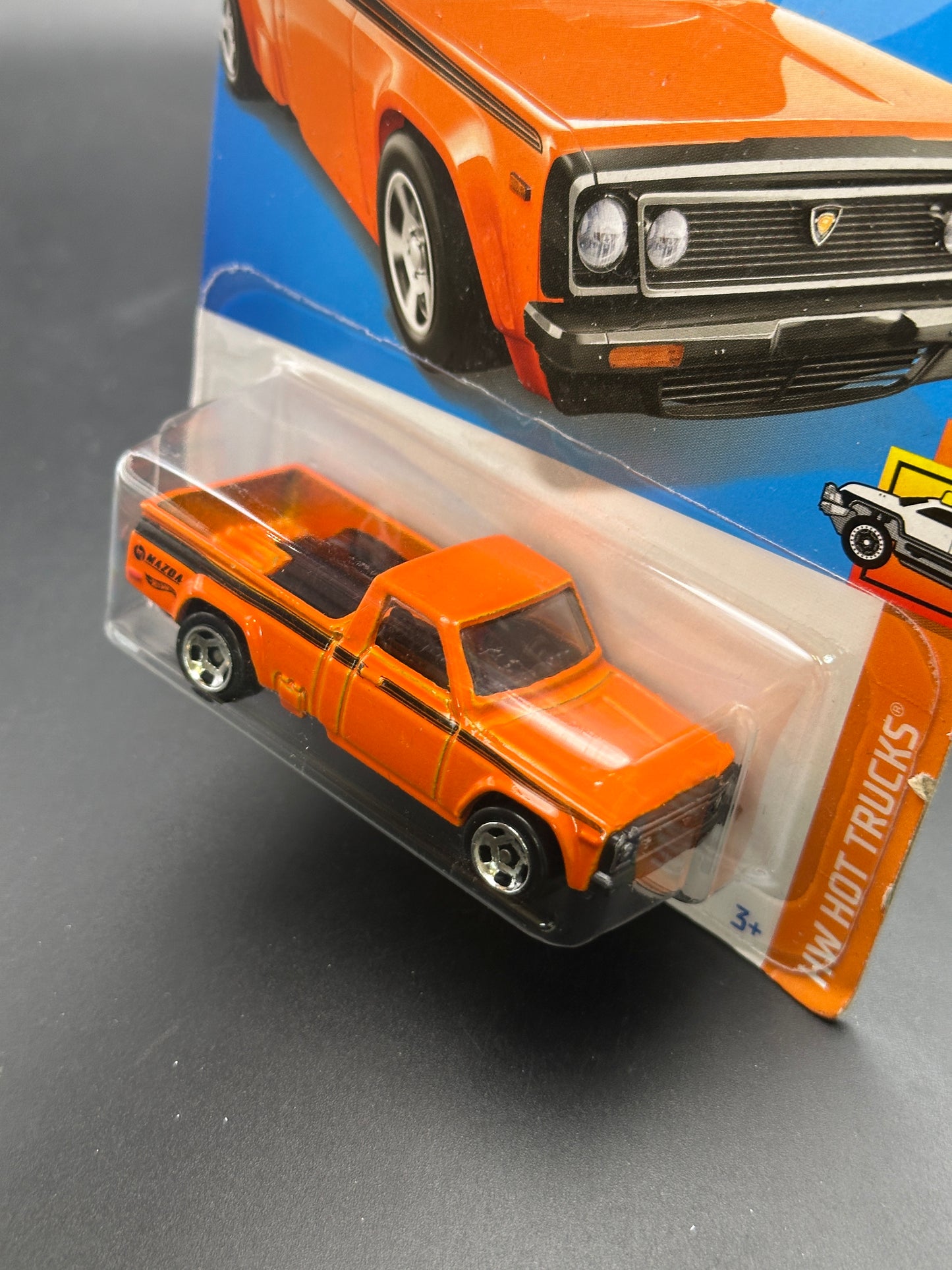 HOT WHEELS - MAZDA REPU (2022) - HW HOT TRUCKS 2/10
